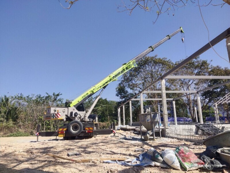 รถเครนอมตะซิตี้ระยอง